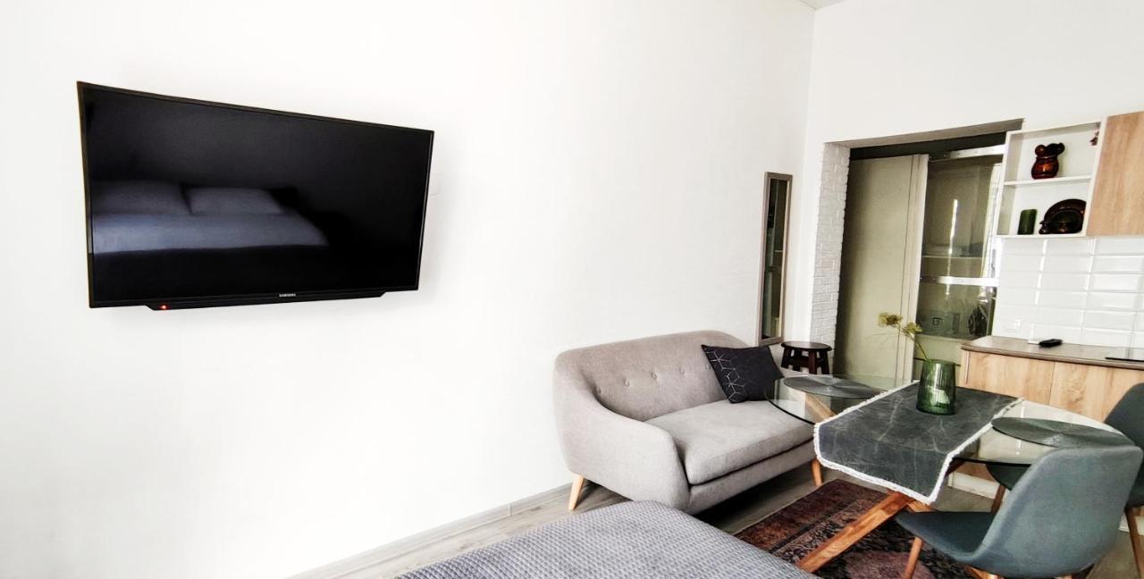 Flat in the city center Odessa Luaran gambar